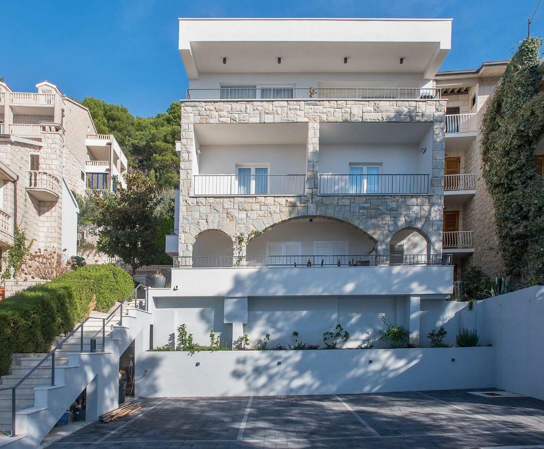 Villa Dalmatia Apartments 布雷拉 外观 照片
